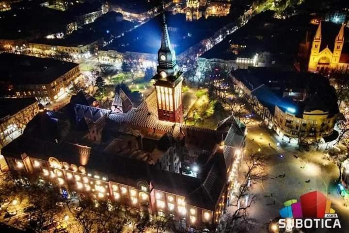 Apartman Studio Niki Subotica Exteriér fotografie